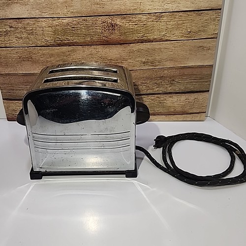 Vintage 1950s SON-CHIEF Series 622 Electric Toaster 2 SLICE Retro Kitchen Works