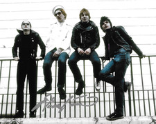 * DAVE VANIAN * signed 8x10 photo * THE DAMNED * COA *