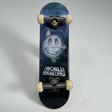 World Industries Tech Deck skateboard fingerboard vintage Death Star Wars MINT