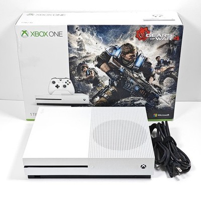 CLEAN Xbox One S 1TB Console With Original Box Great Condition! 
