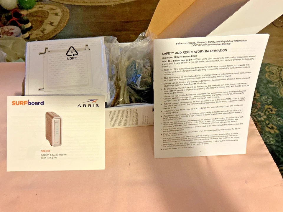 Arris surfboard docsis 3.0 cable modem 1.4 gbps 32x8  modem channels new - Image 2 of 4