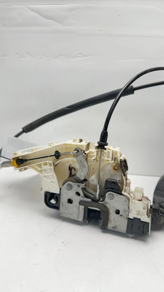 2011-2023 DODGE CHARGER Front Door Latch Dodge Right Foto 3 de 4