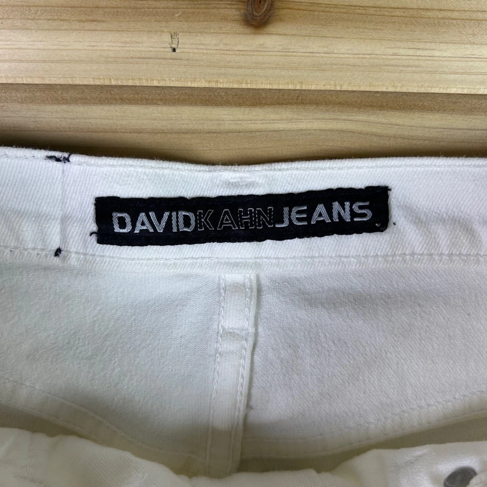 Pantalones de mezclilla ajustados de tiro alto blancos para mujer David Kahn Foto 3 de 4