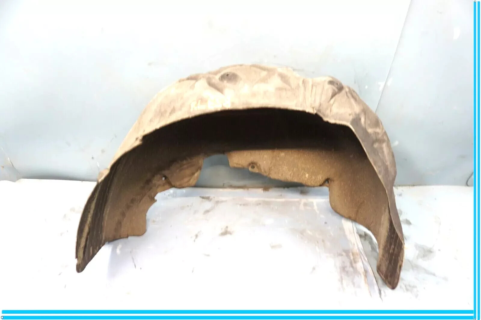 11-18 Porsche Cayenne 958 Hybrid Rear Left Side Fender Liner Splash Shield OEM