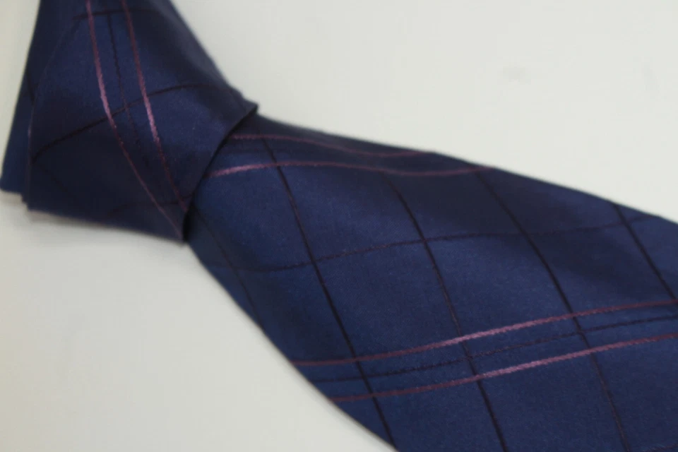 Corbata de seda DONNA KARAN hecha en Italia F78256 Foto 3 de 4