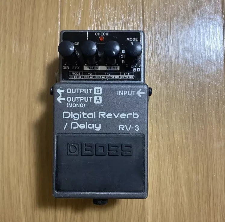Boss reverb cheap delay pedal