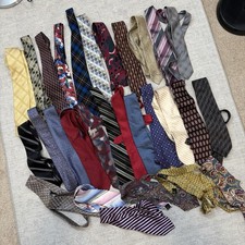 Neck Ties Men  s Lot Of 29 Pieces Mixed Geoffrey Beene Claiborne Jones New York
