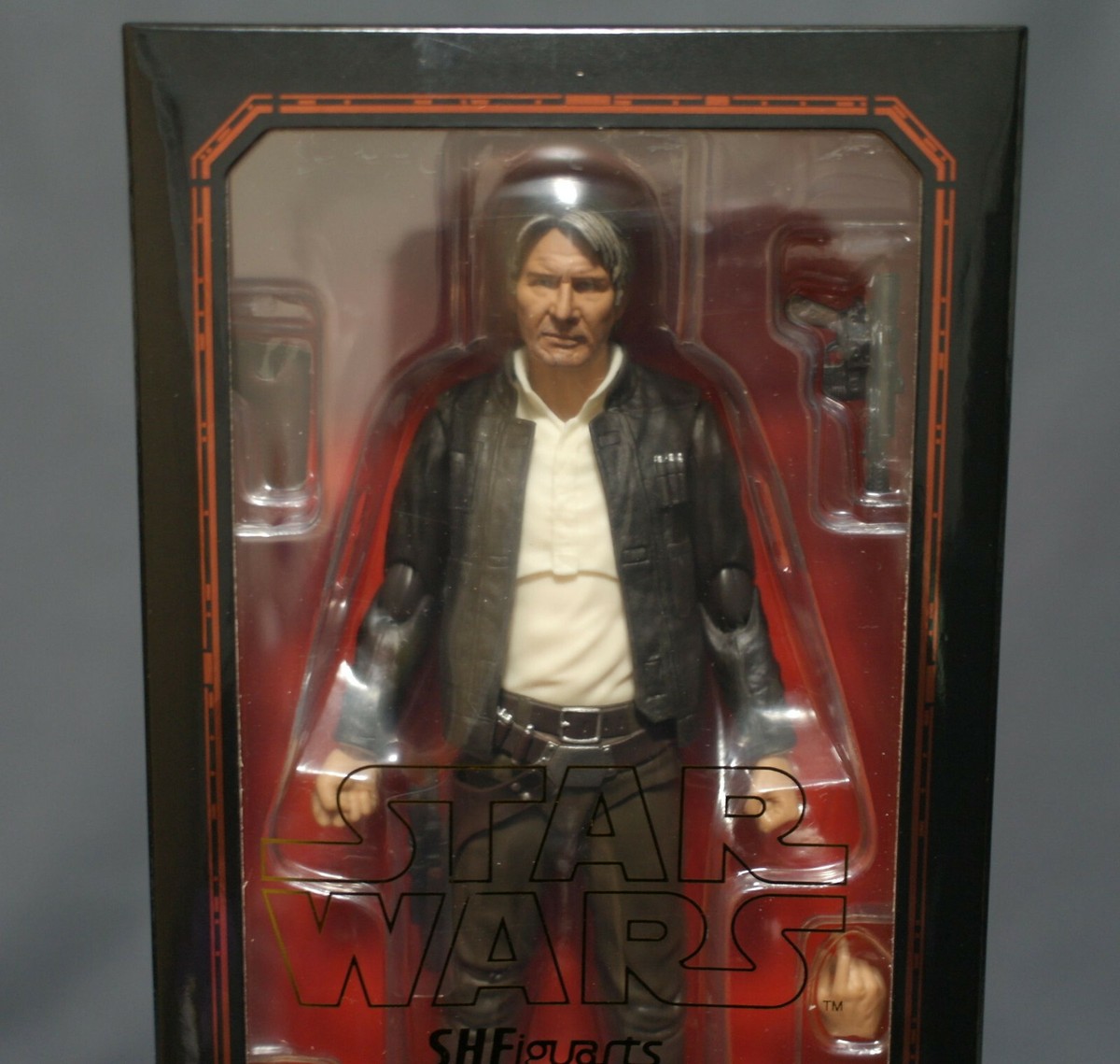 S.H.Figuartsハン・ソロ（The Force Awakens） S.H.Figuarts ハン・ソロ（STAR WARS: The Force Awakens） | 魂