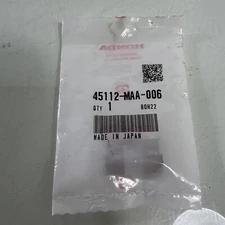 Honda RETAINER 45112-MAA-006 OEM NEW Box D