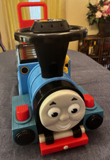 Vtg Thomas the Tank Engine Motorized Ride-on Train w/box, track, new battery