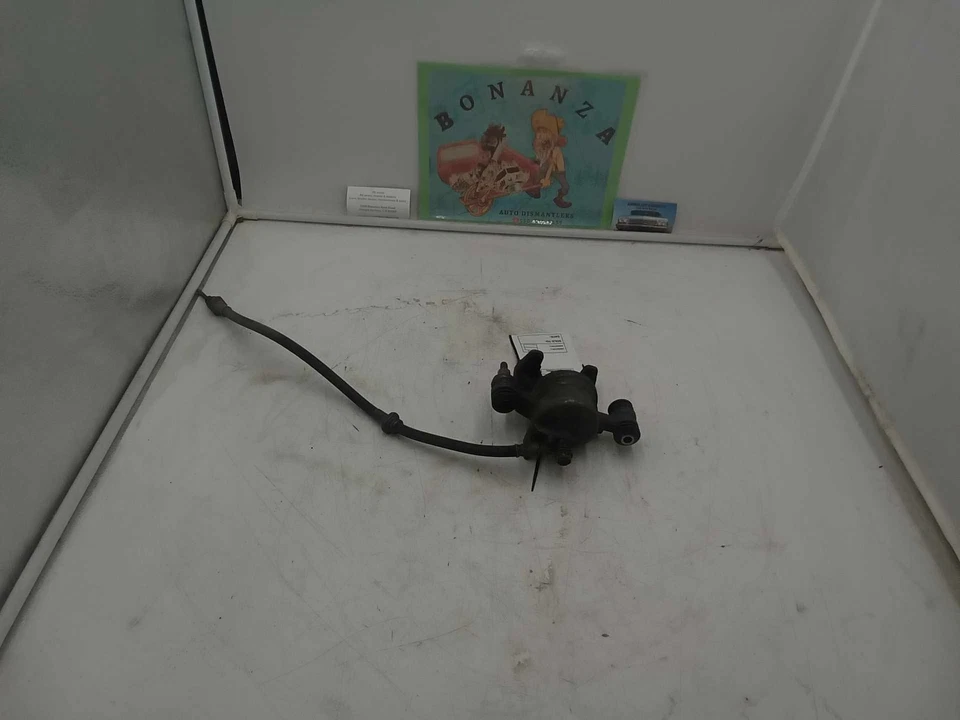 89-94 Geo Metro 右侧乘客前制动卡钳带软管二手原始设备制造商 — 第 4/4 张图片