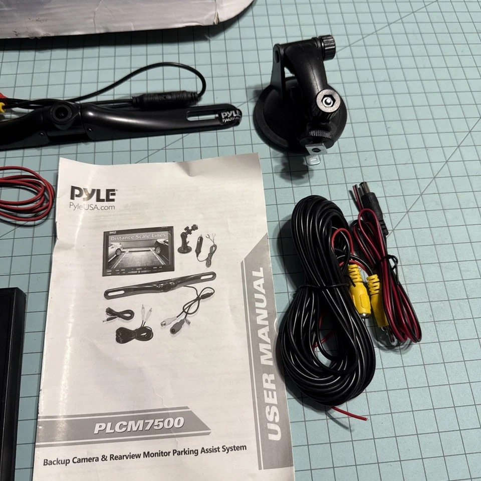 7" LCD Window Suction Mount Monitor + License Plate Backup Camera PLCM7500 - Image 4 of 4