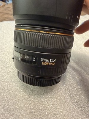 Sigma 30mm f/1.4 EX DC HSM Lens Canon EF Mount APS-C