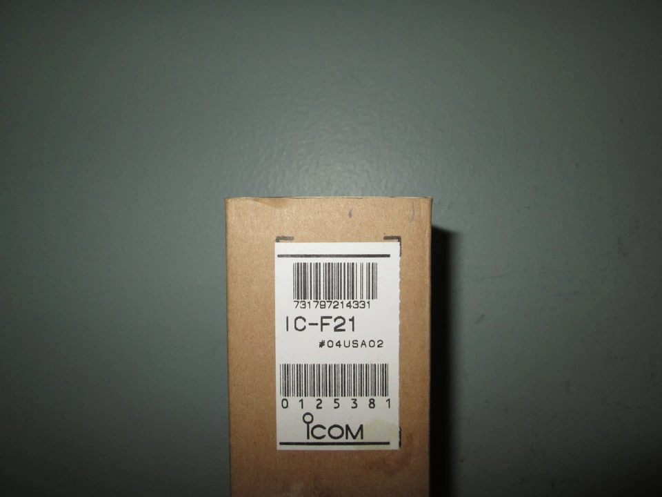 ICOM IC-F21 UHF 16 Cannel Commercial/GMRS/Ham Two-Way HT Radio Transceiver New - Image 3 of 4