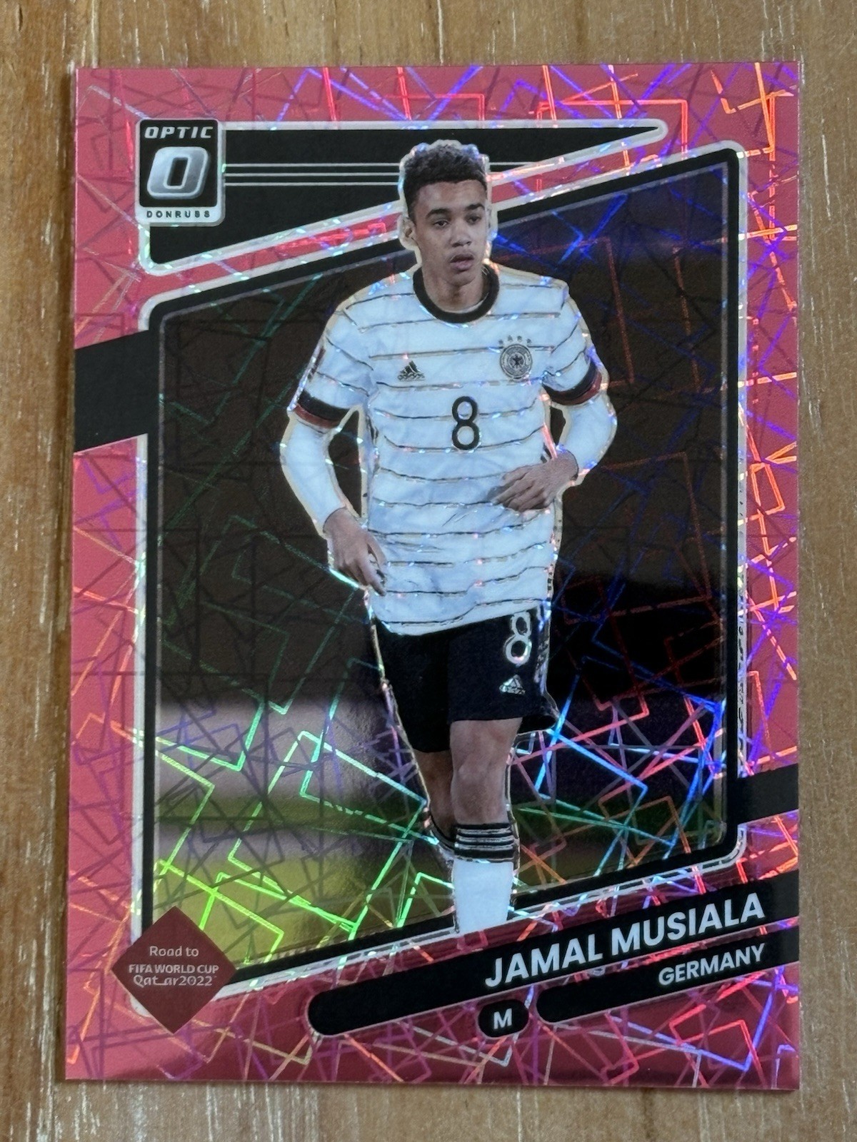 2021-22 Panini Donruss Road to Qatar Jamal Musiala #74 Optic Pink Velocity /25