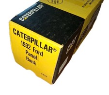 NEW IN BOX 1/25 scale 1932 Ford Caterpillar Die Cast Metal Coin Bank w Key 2242