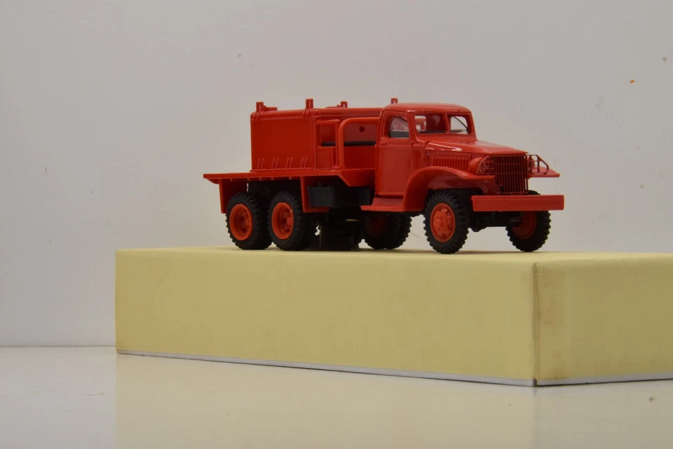 COFFRET GMC CCKW 353 POMPIERS DE RAMBOUILLET SIBUR 1/50 - Photo 4/4