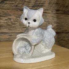 Cat and Mouse in a Barrel - Artmark - Ceramic Figurine 4.5” Tall