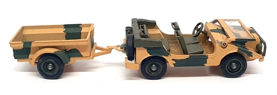Solido 1/43 Scale Diecast 212 - Army Jeep & Trailer - Green - Image 3 of 4