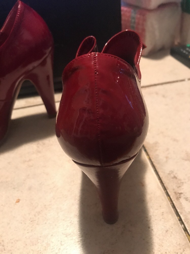 MOSCHINO CHEAP and CHIC TIED FRONT RED PATENT BOOTIE Sz 37