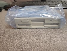 NEW ALPS 3.5" internal Beige Floppy Drive - DF354HO68F - Serial 4B2726979