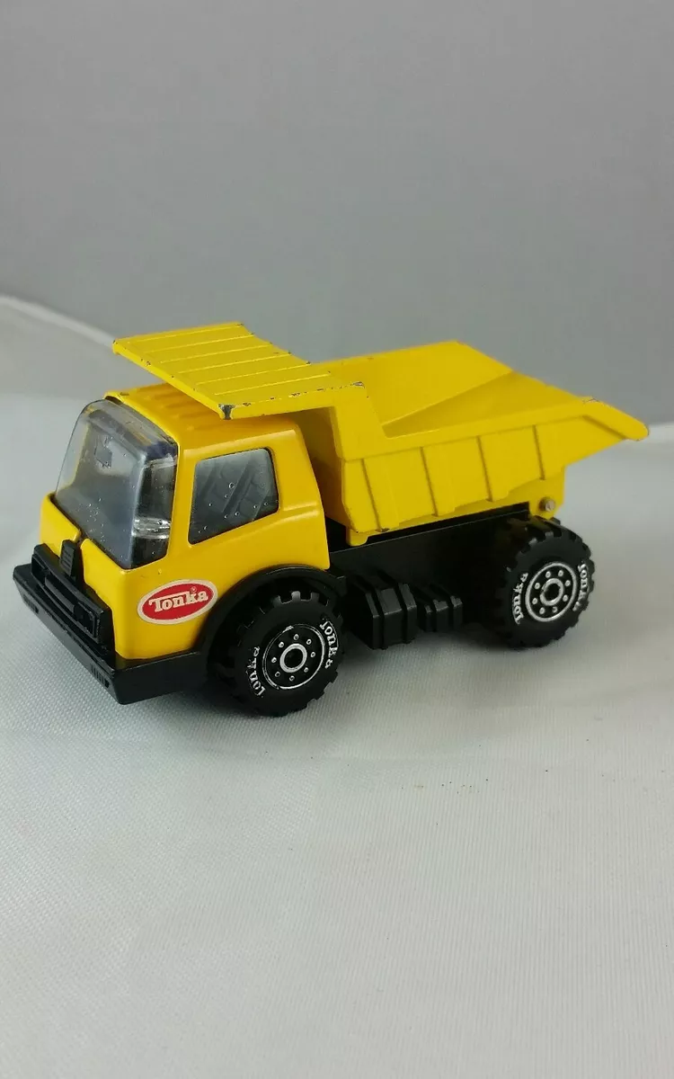 A1 Vintage Diecast Tonka Yellow Construction Gravel HaulingTruck Made in Japan