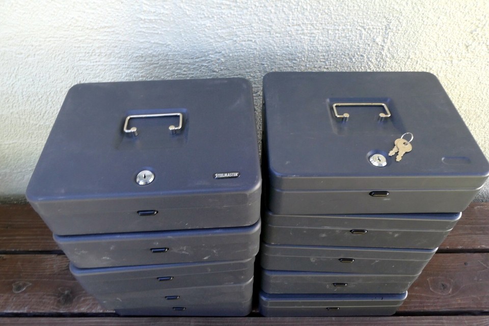 10 pack lot Steelmaster Cash Box Cash Management Safe Lock missing key