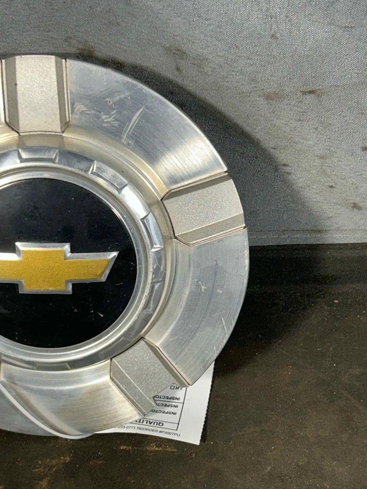 Fits 2007-2014 Chevrolet Tahoe 18in Wheel/Rim Center Cap OEM:9596343 - Изображение 2 из 4