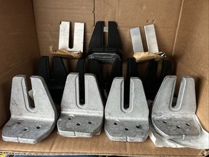 Mixed Lot of 11 IronRidge QM-HUG-01-B1 & QM-HUG-01-M1 PLEASE REVIEW LISTING