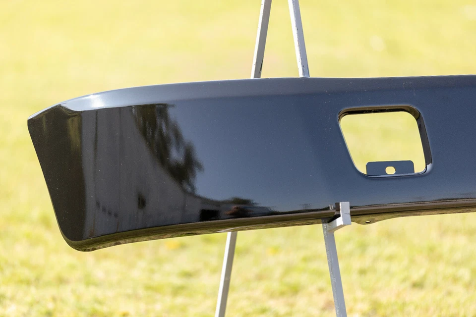 Parachoques Hino 268 / 268A - 14" de alto, pintado de negro - ¡Ajuste perfecto garantizado! Foto 3 de 4