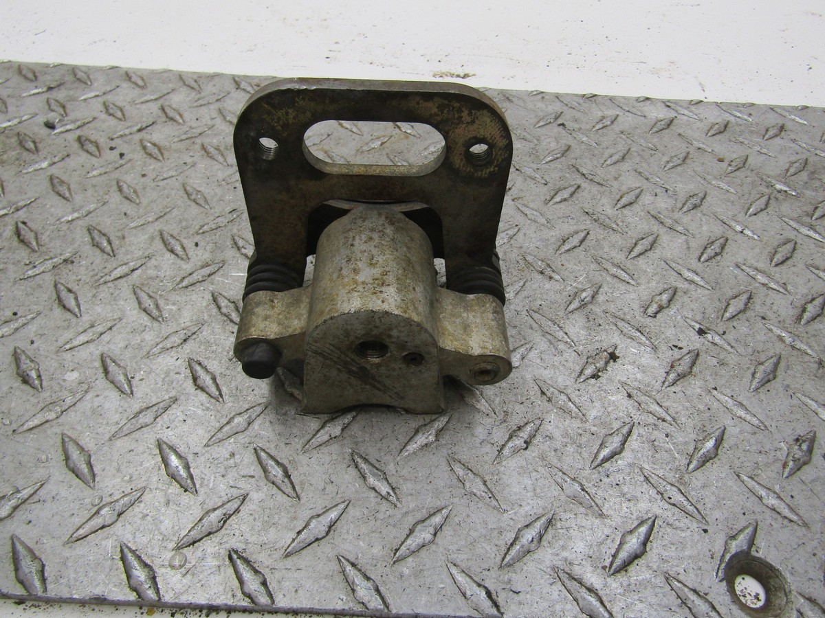 For Polaris Front Right and Left Brake Caliper With Brake Pads 1910309 1910310