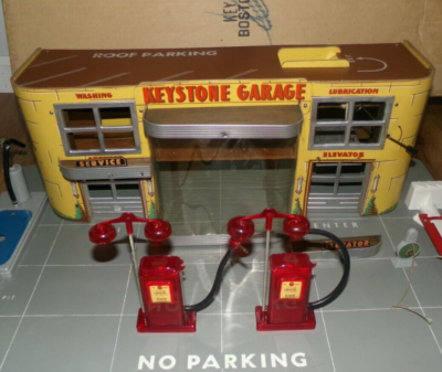 Vintage 1940s Keystone Service Station Washing Lubrication Toy