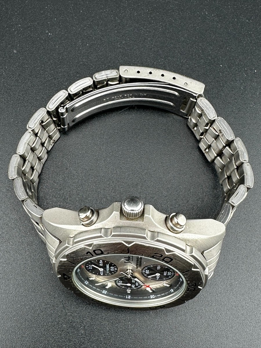 SEIKO V657-6150 クォーツ　クロノグラフ　JALコラボ　シルバー SEIKO V657-6150 クォーツ クロノグラフ JALコラボ シルバー