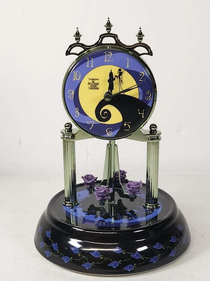 Relógio de aniversário de porcelana Nightmare Before Christmas Sally Jack com rosas - Imagem 4 de 4
