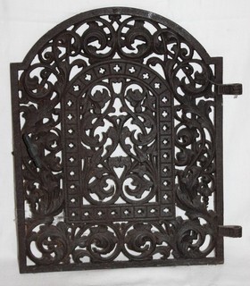 alte Gusseisen Ofentür um 1900