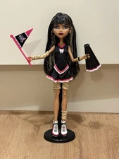 Monster High Cleo De Nile Fearleading Doll With Accessories And Stand