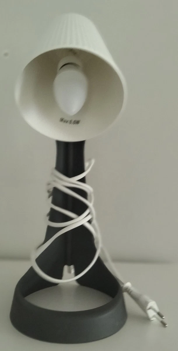 💡 Lámpara de escritorio IKEA – Nueva a estrenar
