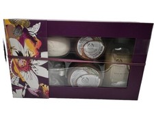 The Body Shop Gift Set Bundle Coconut Shower Cream Scrub Butter Soap BRAND NEW