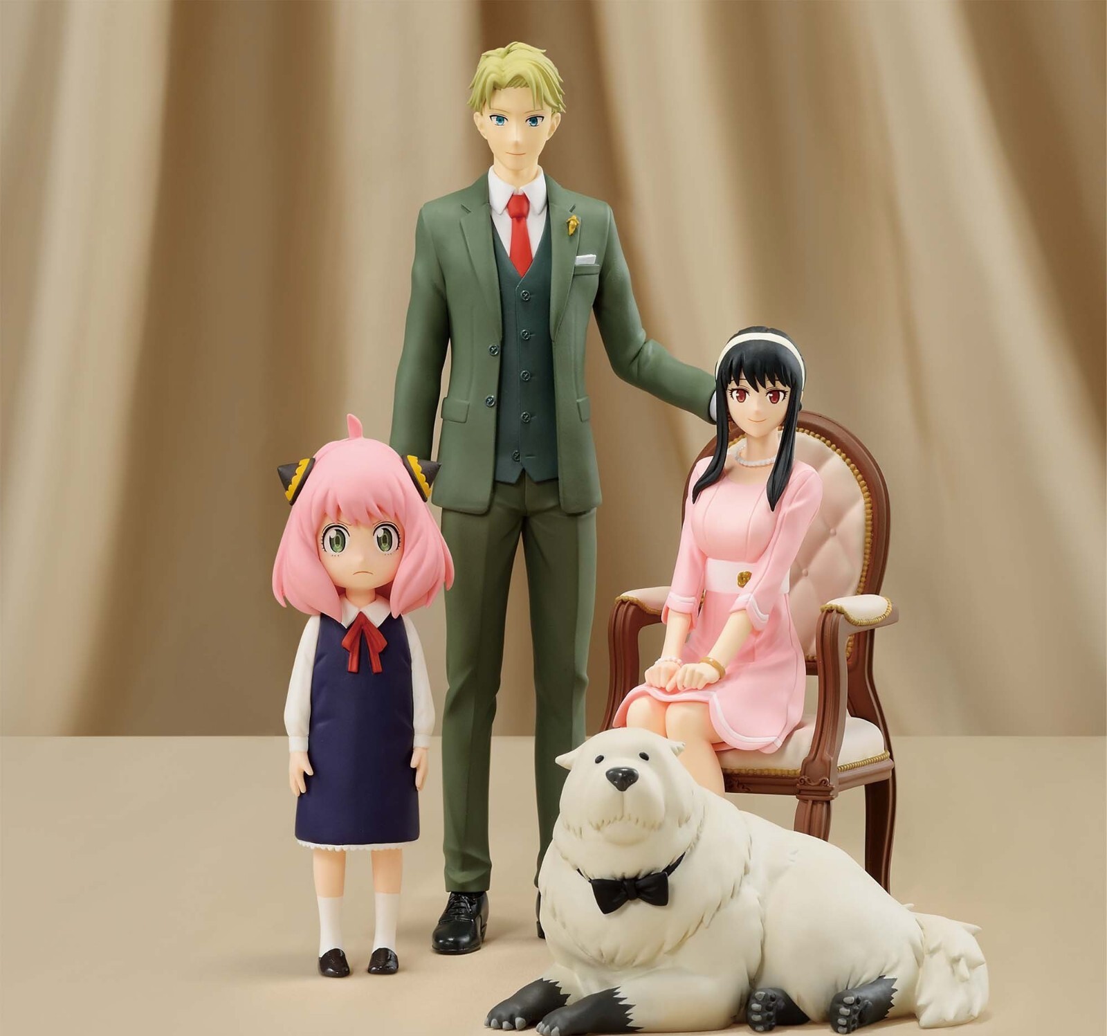 Figura Spy X Family Loid Yor Anya Bond Forger Conjunto de 3 Foto Familiar Ver. BANPRE