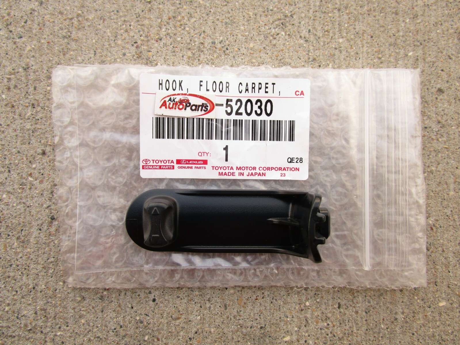 FITS 12 18 TOYOTA YARIS FLOOR MAT RETENTION CLIP CARPET CLIP OEM QTY