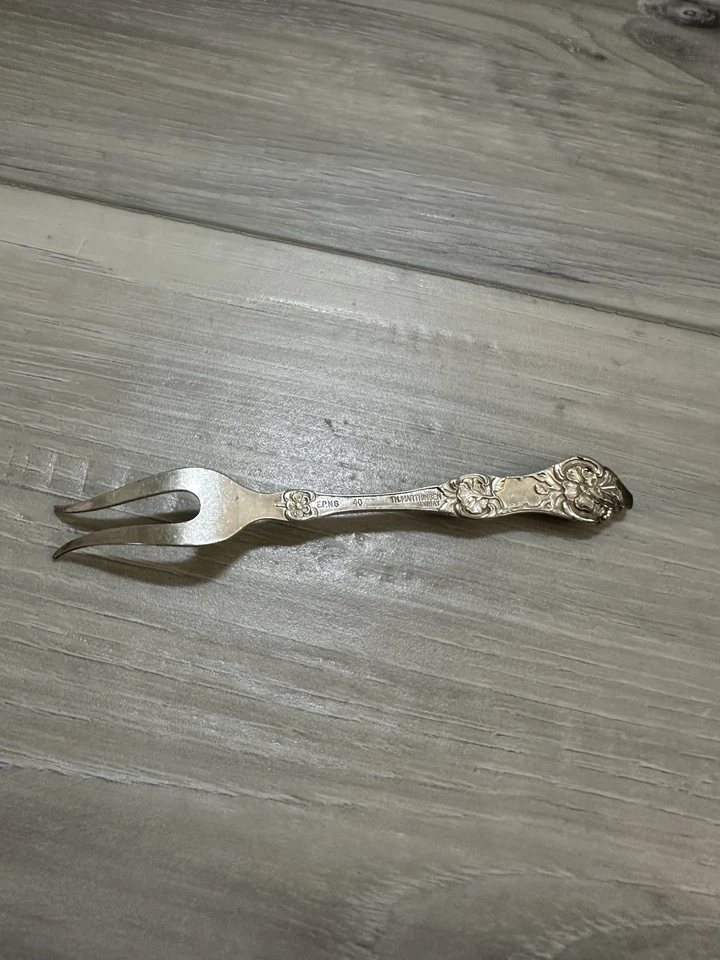 古董 TH Marthinsen 野玫瑰 EPNS 40 挪威小号 4 长 2 长柠檬叉 — 第 4/4 张图片