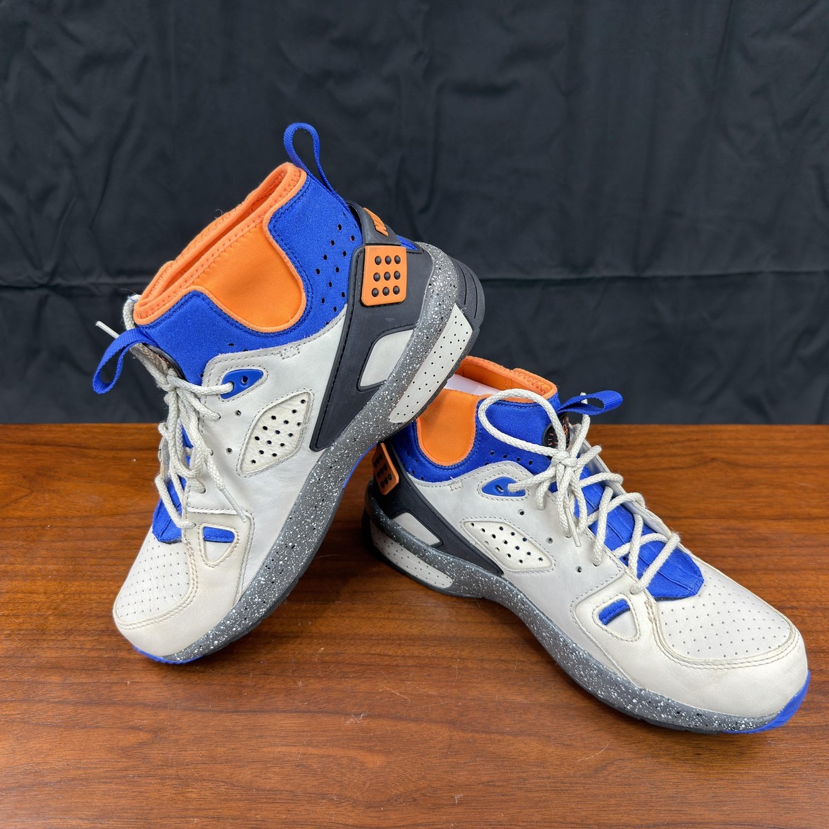 nike 200 blue and orange