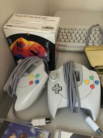 Sega Dreamcast Bundle &ndash; Console, 12 games (Illbleed, Typing of the Dead, more)