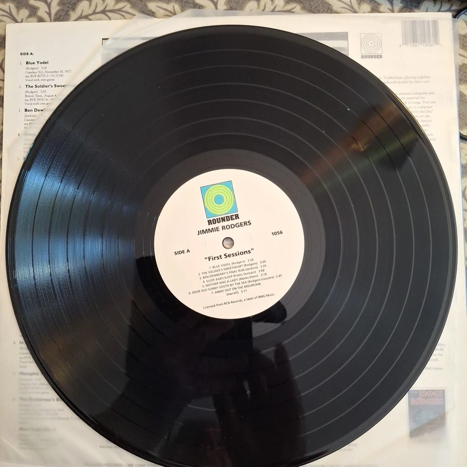 JIMMIE RODGERS "FIRST SESSIONS 1927-1928" USA VINYL LP 1990 NEAR MINT - Image 3 of 4