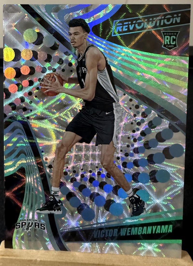 2023-24 Revolution Victor Wembanyama Rc 1/60 Jersey # Future Frame SP Spurs #104