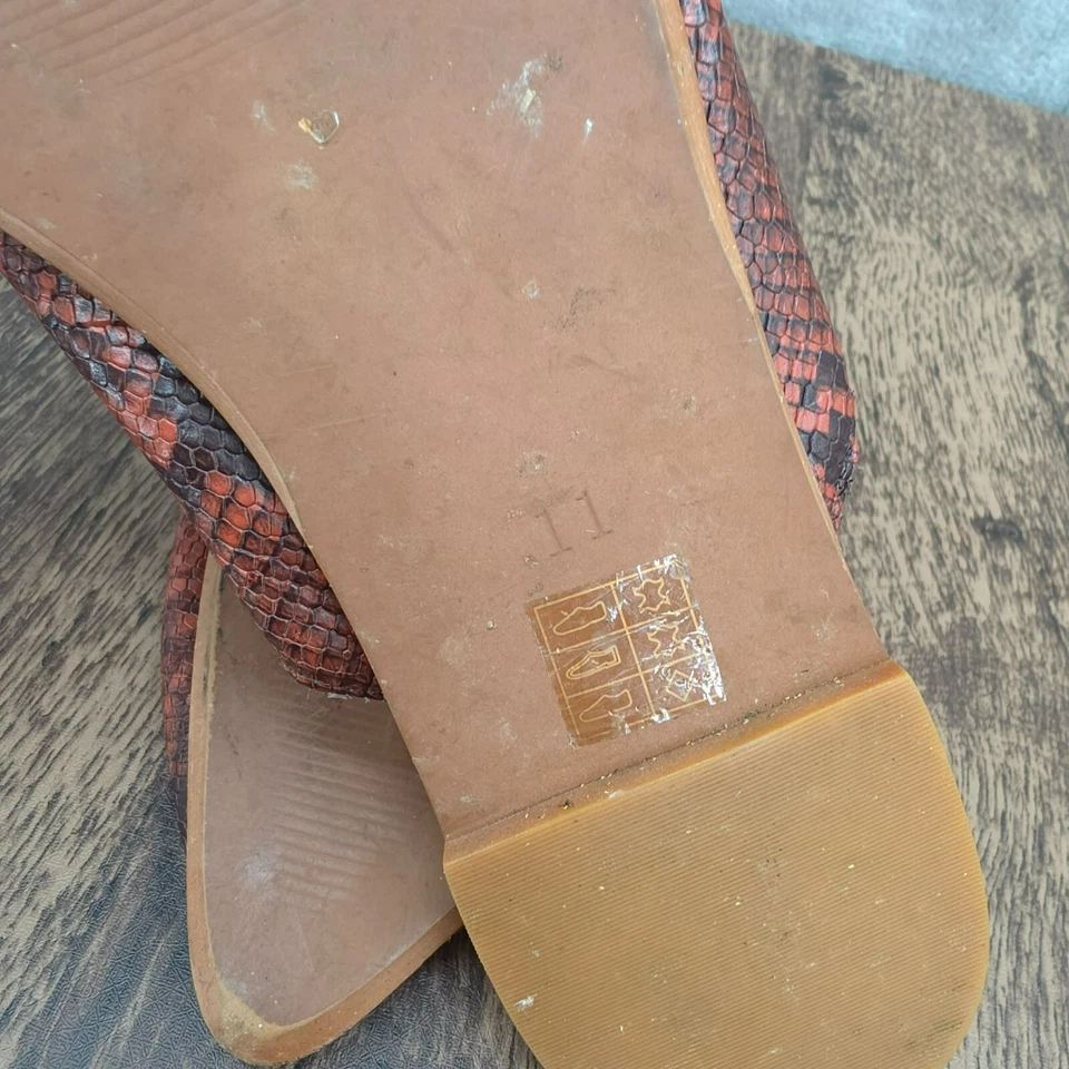 Madewell Emilia Mules 11 Cinabrio Oscuro Multi Serpiente Cuero Repujado Punta Foto 2 de 4