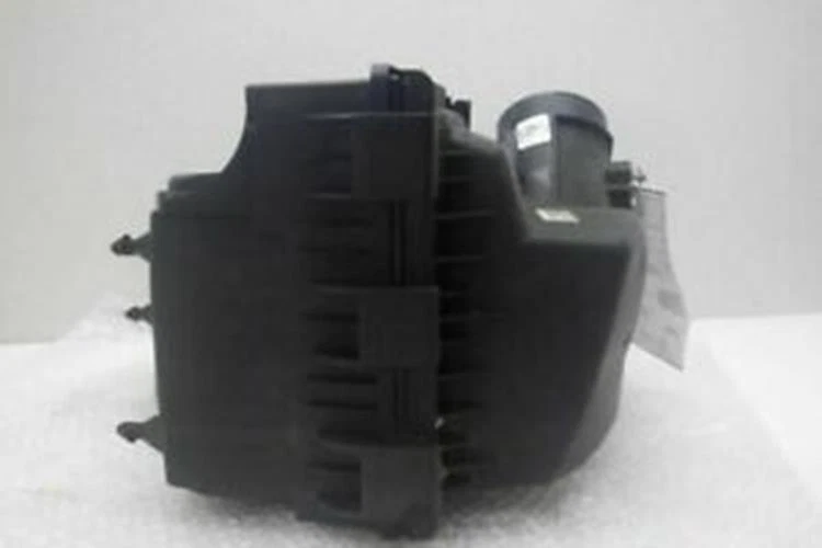 Коробка воздухоочистителя 2015 Ford Transit 350 в сборе 3,5 л турбонаддув от оригинального производителя - Изображение 4 из 4