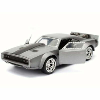 FAST & FURIOUS ICE CHARGER F8 ワイルドスピード Fast & Furious F8 Dom's Ice Charger 1:32 Scale Diecast Model
