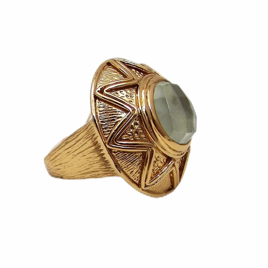 Lucky stone ring best sale design