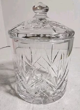 Vtg Candy Heavy Crystal Cut Glass Covered Dish Eith Fan Leaf Design See Photos